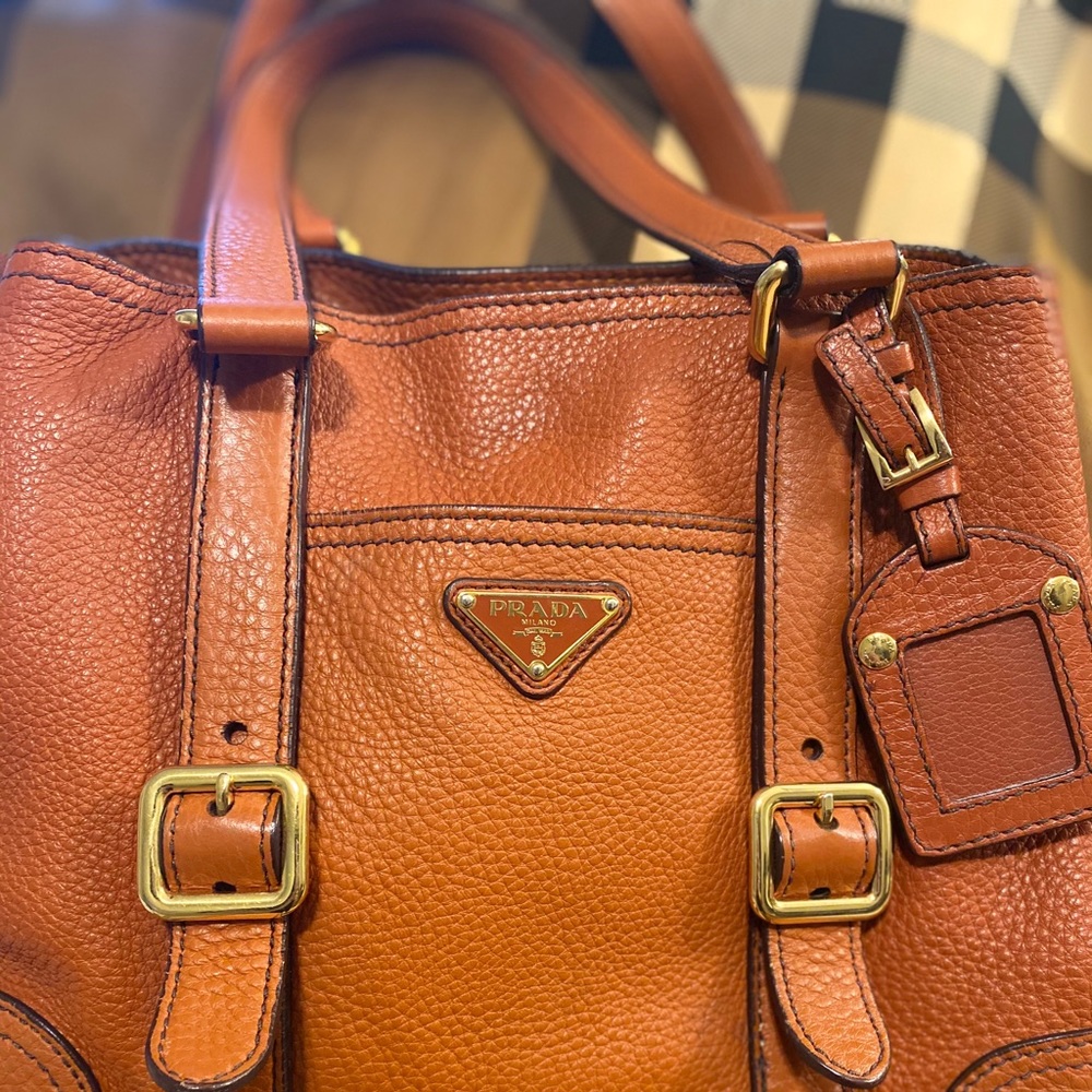 🧡AUTHENTIC VINTAGE Prada Leather Diano Tote - Picture 4 of 10
